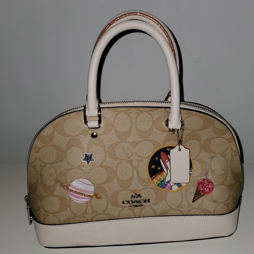 Coach mini Sierra